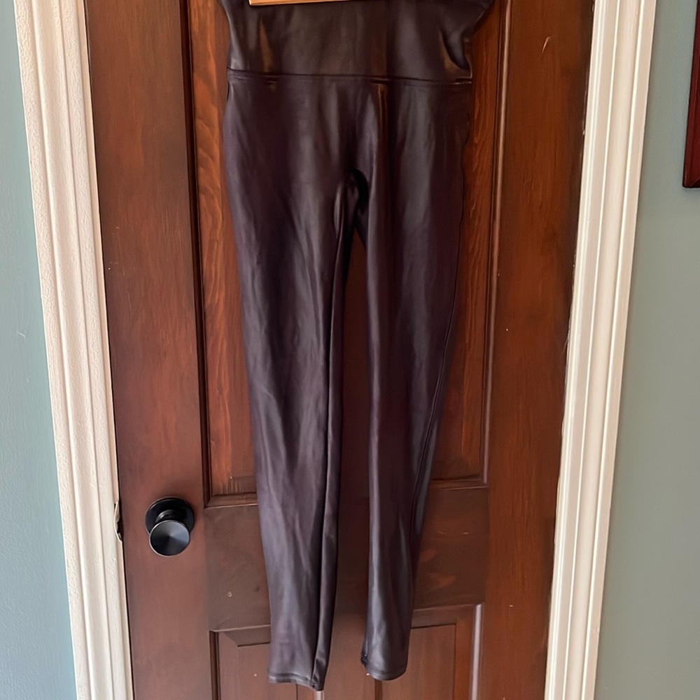 Spanx Faux Leather Legging in Dark Brown, Size M
